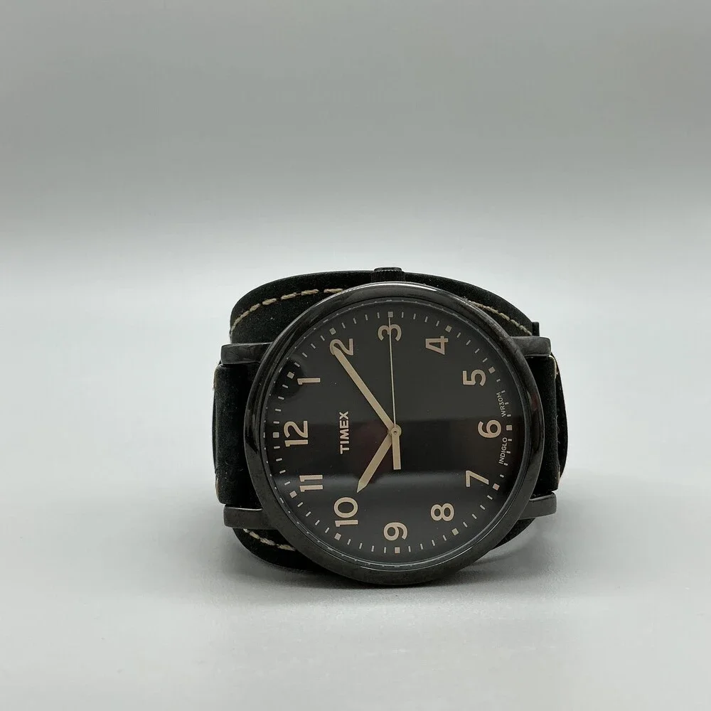 Timex Indiglo WR30M Mens Watch 42mm Black Dial Black Leather Bund New Battery